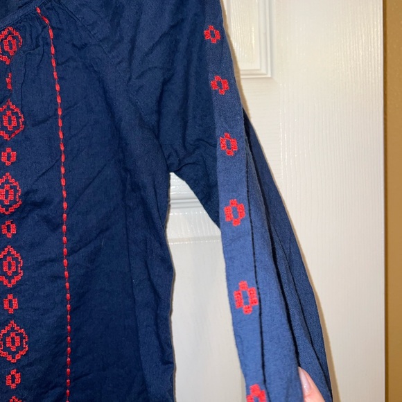 Nine West blouse. Size small. EUC - Picture 5 of 5